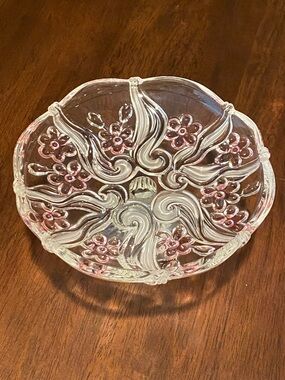 NIB - Mikasa Floral Dance Pink Frost Footed Plate